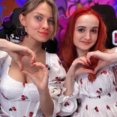 Саша Капустина Квашеная и Даниэла